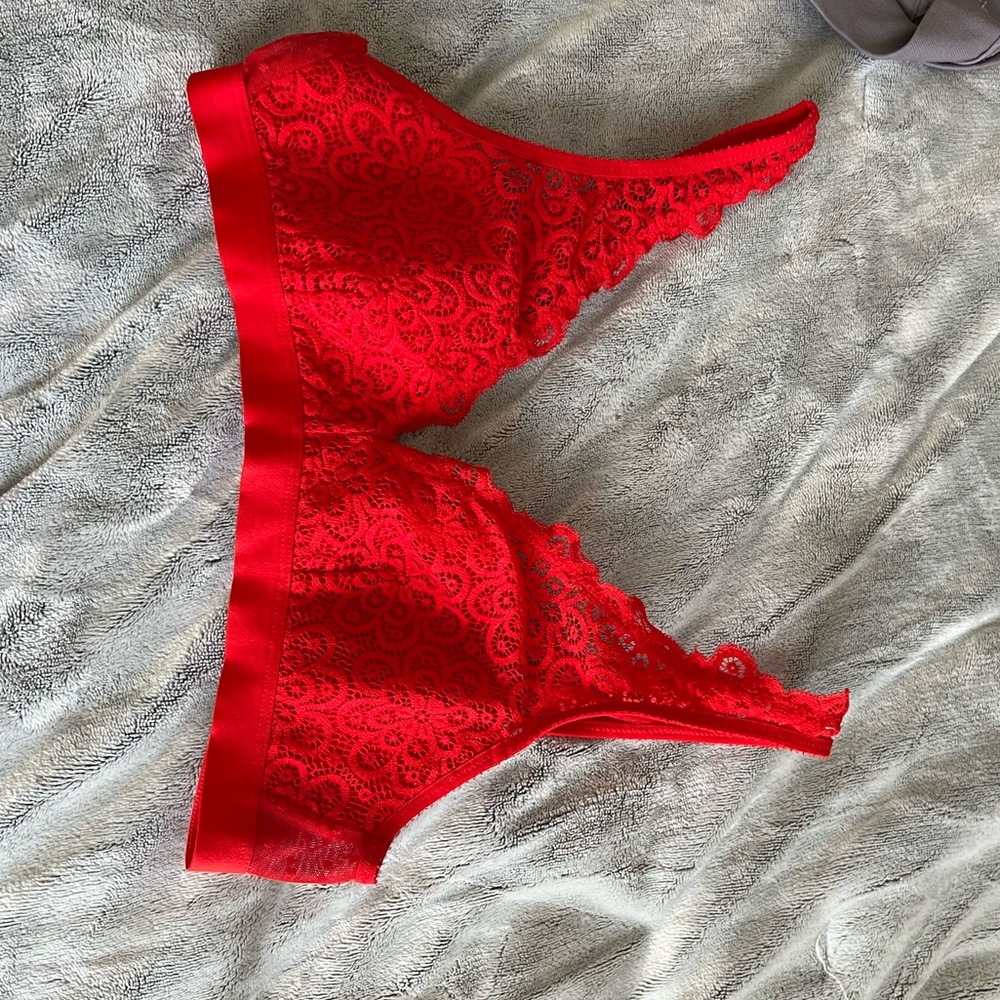 Arie red padded bralette